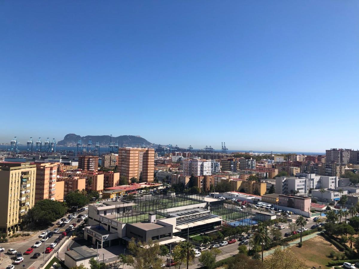 Piso Semicentrico Con Vistas A La Bahia De Algeciras Διαμέρισμα Εξωτερικό φωτογραφία